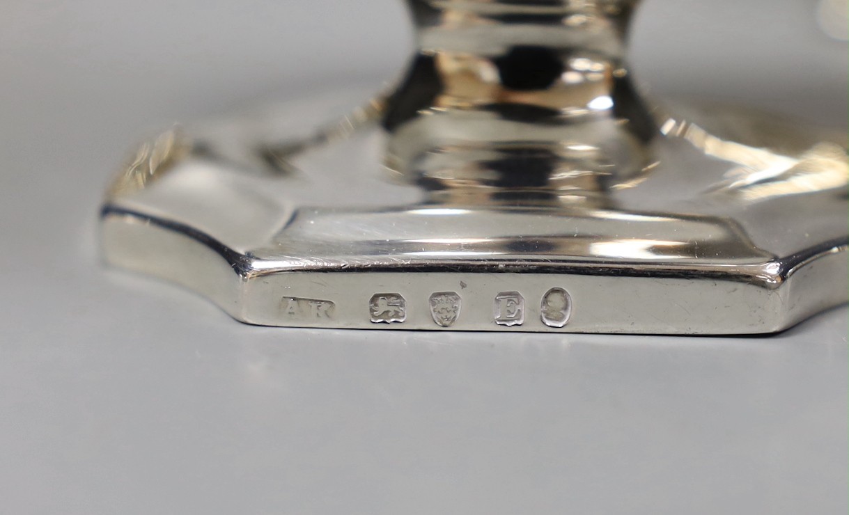 A pair of George III silver boat shaped pedestal salts, Abstinando King, London, 1800, 92mm and four other assorted silver salts.